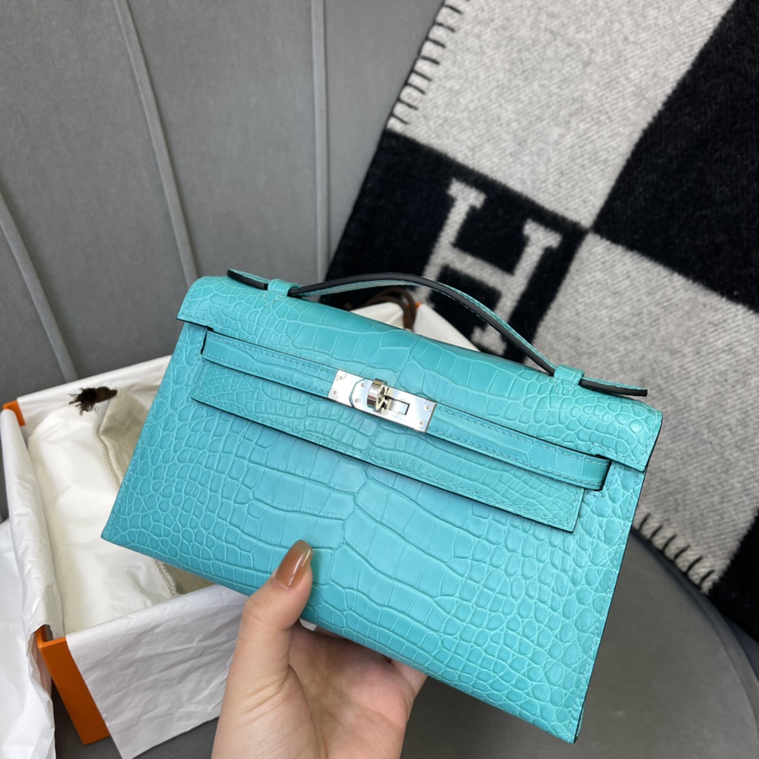 에르메스 켈리 포쉐트 블루 은장 악어가죽